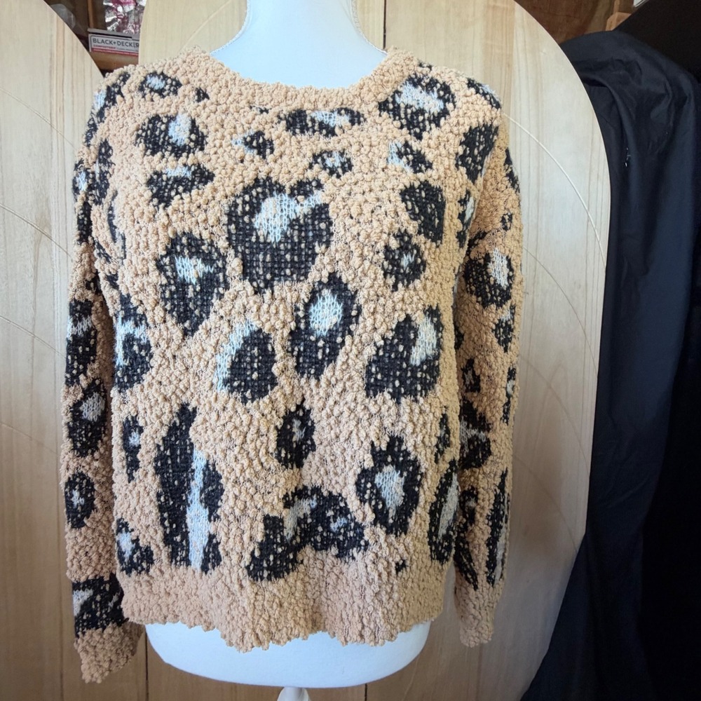 Freshman Sweater Medium Tan Leopard Popcorn Knit Animal Print Crewneck Casual